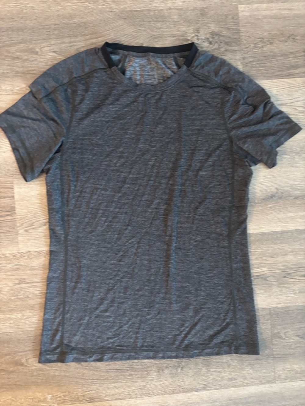Men’s Lululemon Shirt